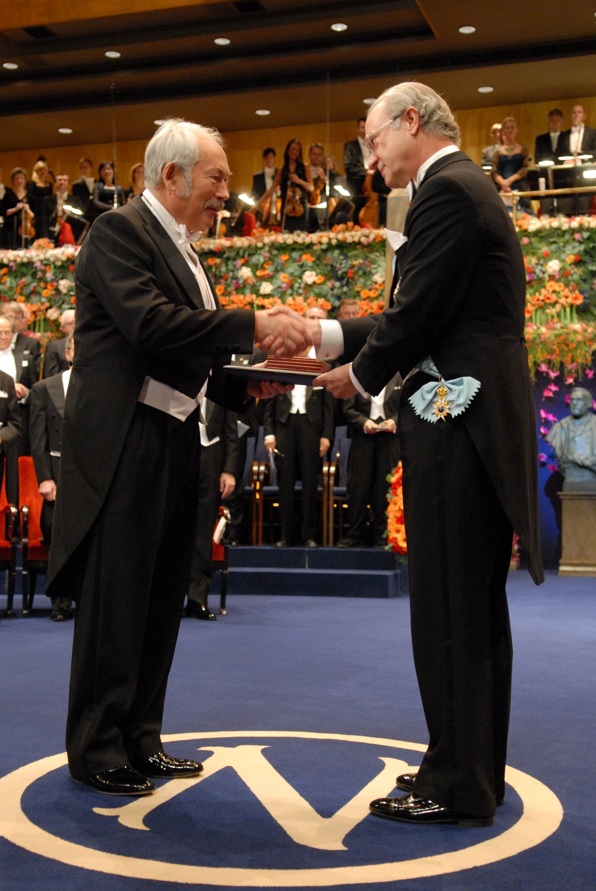 Prof. Peter Grünberg bekommt 2007 den Nobelpreis verliehen