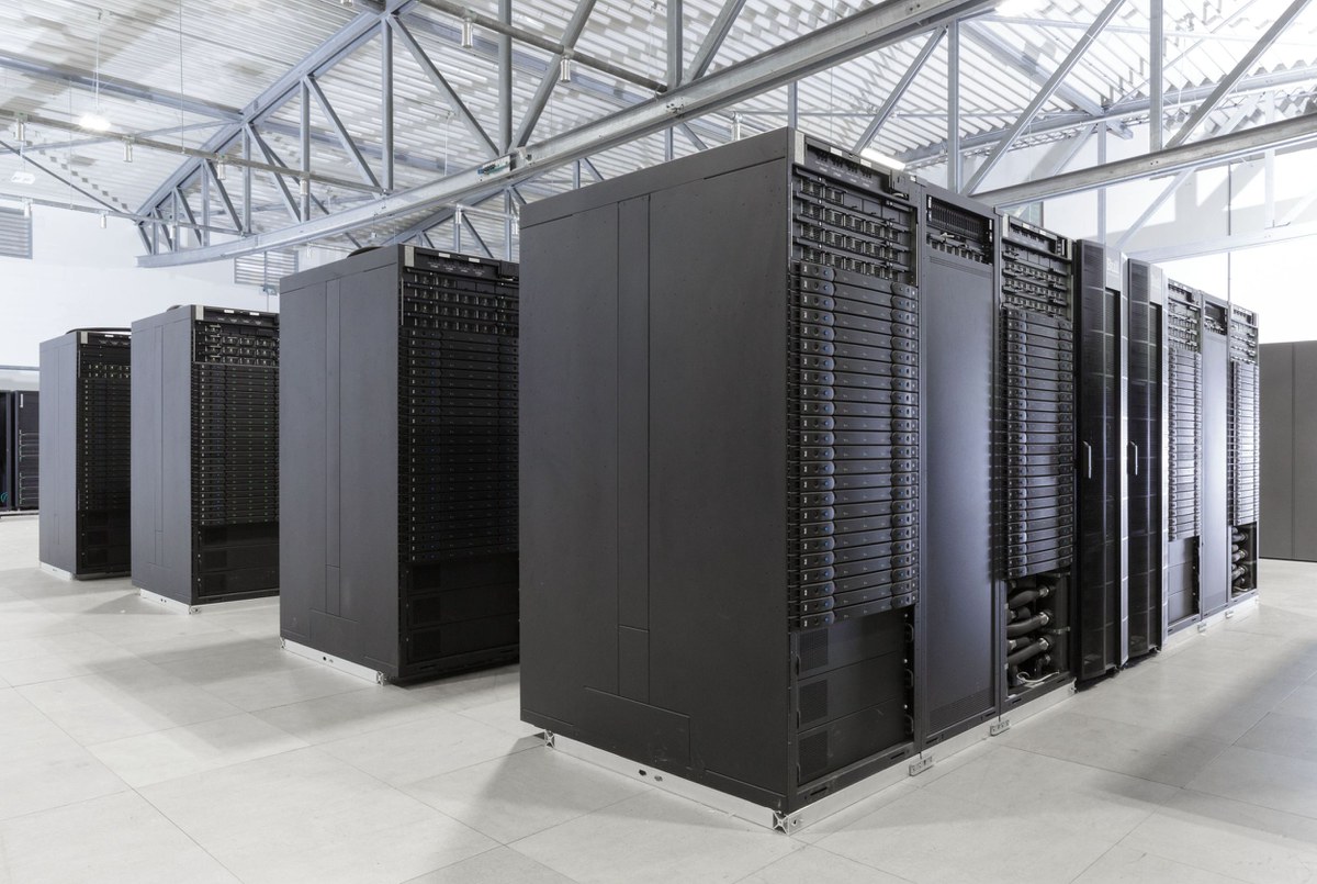 Supercomputer JUWELS
